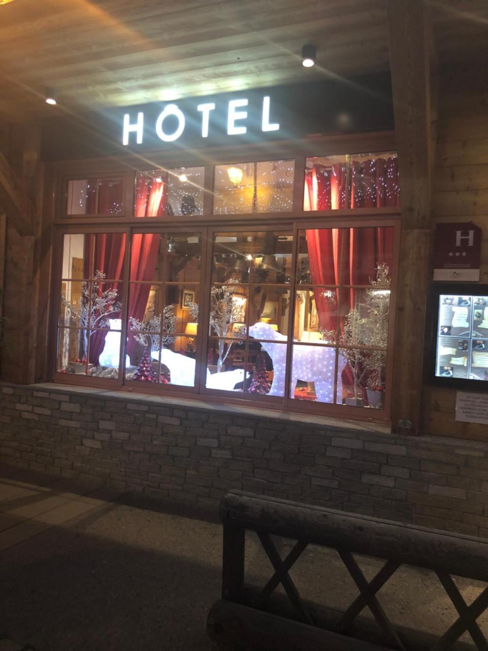 Hôtel Restaurant de la Chaussée Briançon Exterior foto