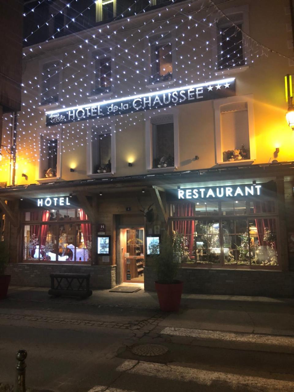 Hôtel Restaurant de la Chaussée Briançon Exterior foto